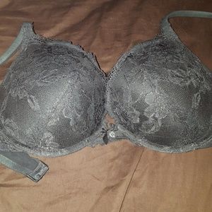 Victoria's  Secret Push up lace black bra 36d